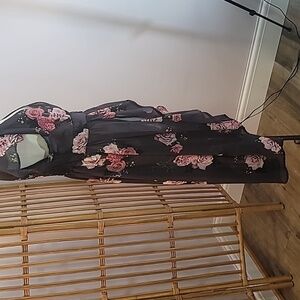 Live 4 Truth grey pink floral duster cover up layer piece size XL mauve